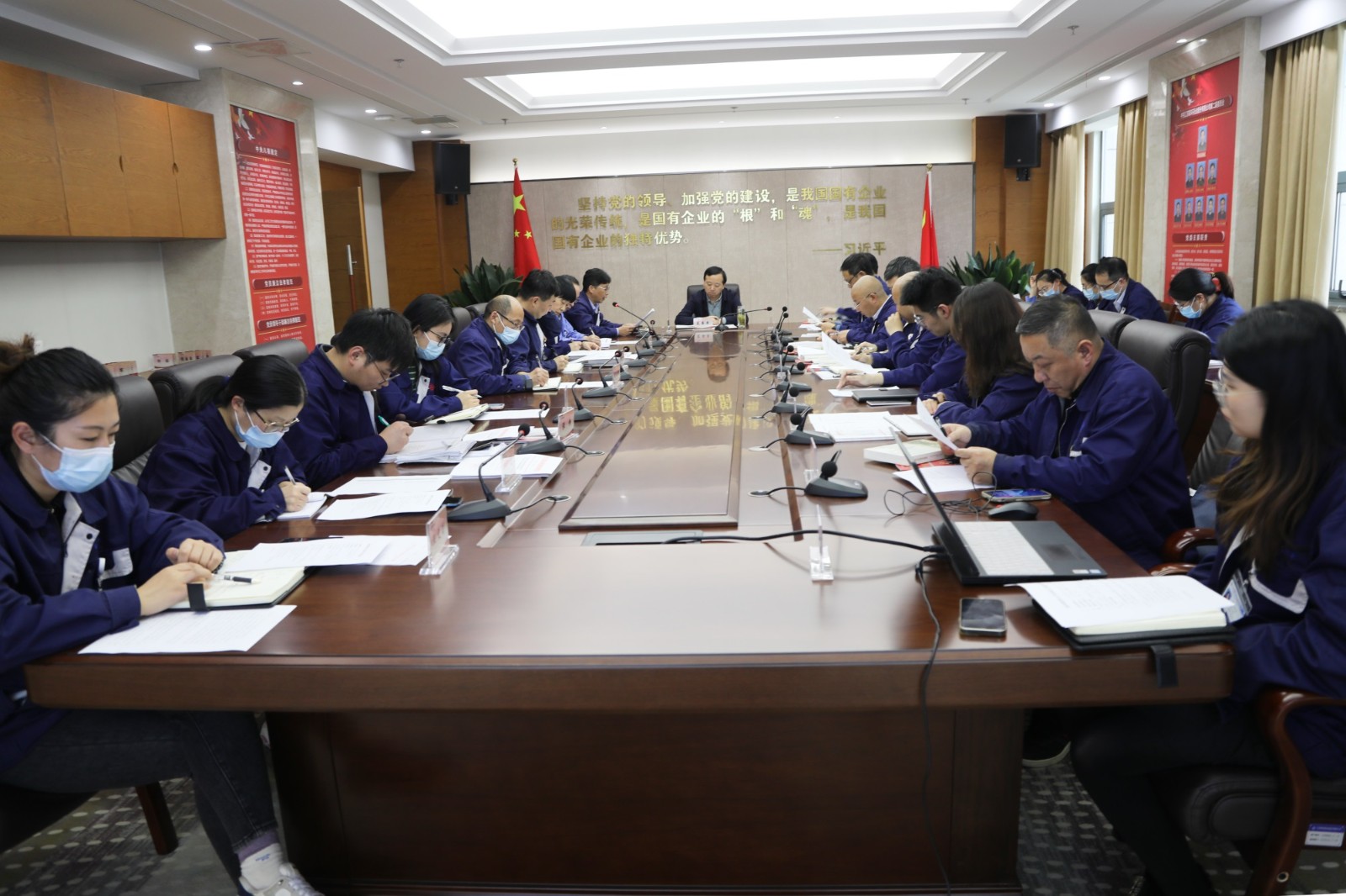 94d0ea07b8732b8f58c9aa65be696ea.jpg 94d0ea07b8732b8f58c9aa65be696ea.jpg